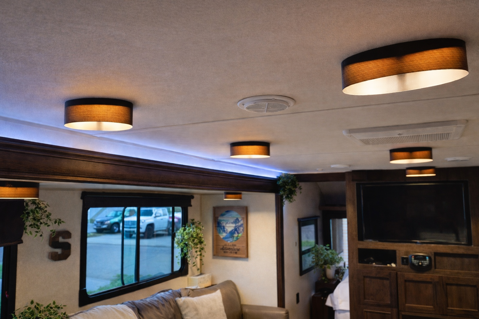 RV Camper Lamp Shade - Dream Lighting 9"x3.8" Oval