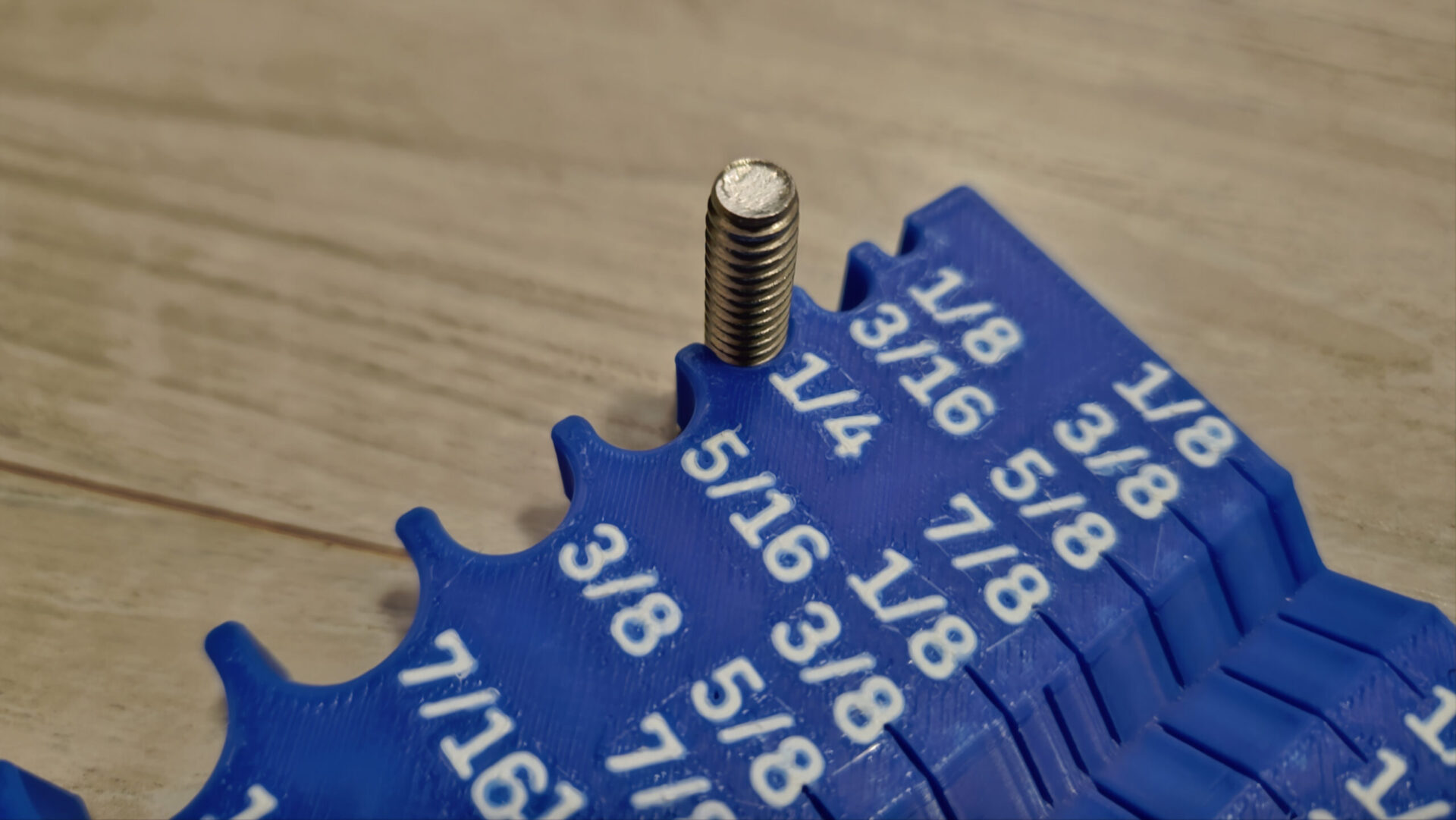 Nut And Bolt Gauge | Metric & Standard Sizer Tool